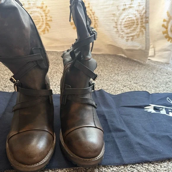 Freebird by Steven Brown Distressed Leather Boots-CORA 10 - Picture 2 of 4